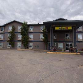 Super 8 by Wyndham Whitecourt, Hotel in Whitecourt