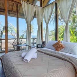 Salty Cabin Sunset Views Yeh Leh Beach、Balianのホテル