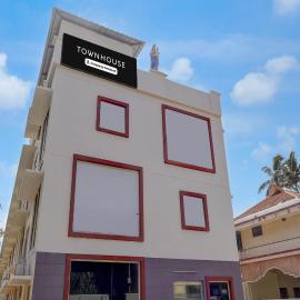 Super Townhouse Kazhakootam Formerly Tajma