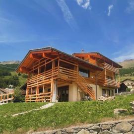 B&B Eco Chalet Merlet, ξενοδοχείο σε Champoluc
