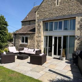 Hareside, Cotswold Cottage in Poulton, Hotel in Poulton