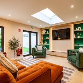 9BR Galway House - Walk to Eyre Square - Free Parking, khách sạn ở Galway