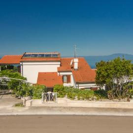 Apartmani Alice, hotel i Njivice