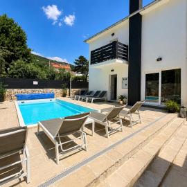 Vila Kety, hotel a Baška