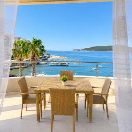 SPLENDID Sunset Penthouse, hotell i Rafailovici