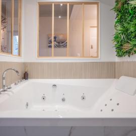 OnZen-expérience SPA japonaise Sauna Hammam Balnéo, hotel in Hettange-Grande