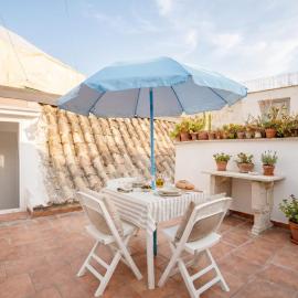 Corte Fiorita - City Center historical stay