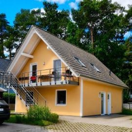 Seeurlaub Müritz - Fewo Pinus OG mit Sauna, nur 300 m zum Strand
