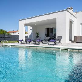 Villa Vallis, hotel in Nedeščina