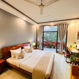 Grove Residency Huaz Khas New Delhi - Couple Friendly
