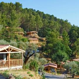 Location avec piscine, hotel a Valaury