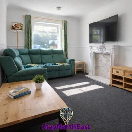 Family & Contractors Home - 6 Beds - Garden Patio, hotel in Newton Aycliffe