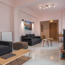 Morpheas Apartment in Central Myrina