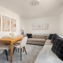 Hartsbourne Grounds-New Modern Stay- Near Woolton Liverpool L25