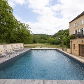 Les Terrasses de Daglan Maison et piscine 11pax