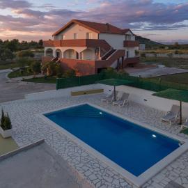 Villa Luka