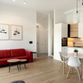 Luxury 2BR Apartment with Terrace & Parking near Porto Montenegro
