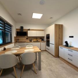 Black Diamond Apartments