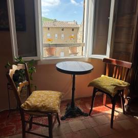 Chambre, hôtel à Riez