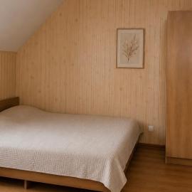 Номери в гостьовому будинку In Valentines Homе 800м до моря курорт Росєйка, Hotel in Rasseyka