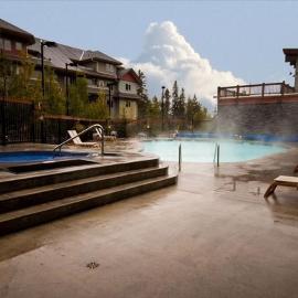 Heated outdoor pool 2 Bedroom Condo in Canmore