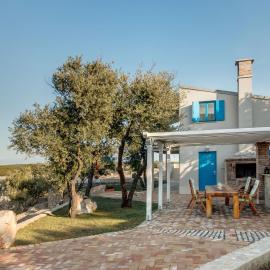 Trasorka House