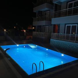 ELİTE LİFE Vacation Homes with Pool in Dalamanda، فندق في دالامان