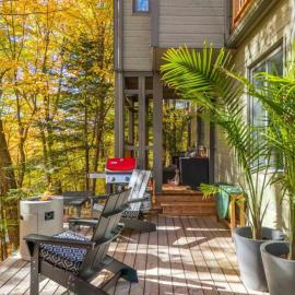 Nordik Lodge - 5 min walk to slopes and village, hotel in Mont-Tremblant