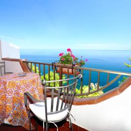 Camere Santa Margherita, hotel in Santa Margherita-Sant'Alessio Siculo