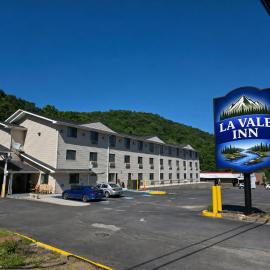 La Vale Inn Cumberland Area、La Valeのホテル