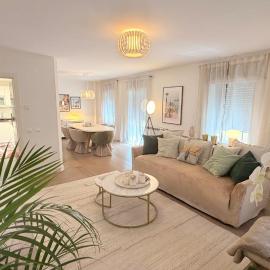 Townhouse in the Heart of Cascais Historic Center, 5 minutes walk from the beach, hotel Cascaisban