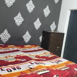 AC Room Double Bed 1st floor House, hotel in Mohali
