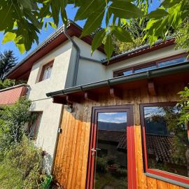 House with lakeview next to the woods, hotel a Stiegl