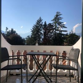 Turret apartment near the lake, hotel i Stresa