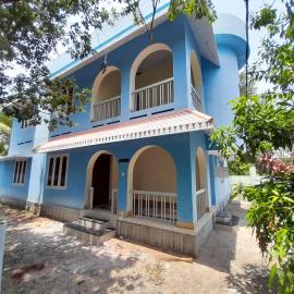 Kina Home Stay