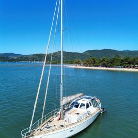 Passeio diurno e hospedagem de Veleiro Maverick, hotel a Parati