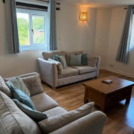 Hayloft Cottage, Family Friendly Devon Countryside Cottage, Master En-Suite, Sleeps 6, Country Side Views & Tarka Trail Access
