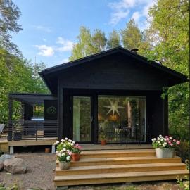 Kataja Chalet with sauna and jacuzzi