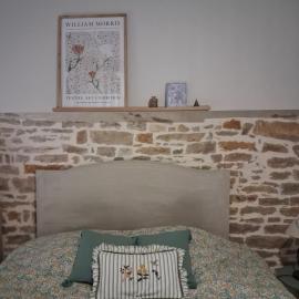 La grange famille, hotel in Tournans