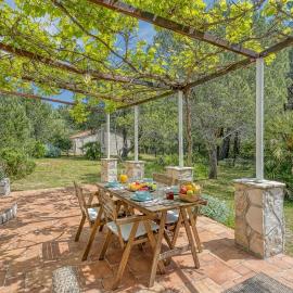 Eco House Zabodarski Beach - Happy Rentals, hotel i Cunski