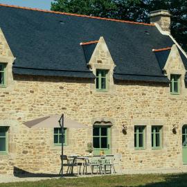 Les Gîtes de Coët Quintin - Le Loft、Ploemelのホテル