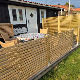 Förtjusande gästhus med parkering, hotel u gradu 'Fjällbacka'