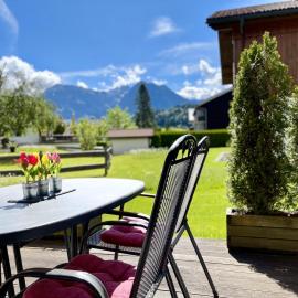 Haus Sonnenwinkel 3-Raum-Wohnung Bergheimat, hotelli kohteessa Obermaiselstein
