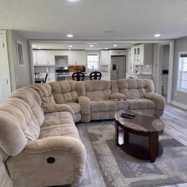 Cozy retreat that doesn't allow parties or get togethers, хотел в Mishawaka