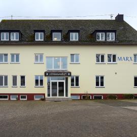 Brunnenhof - Serviced Apartments, hotel em Bekond