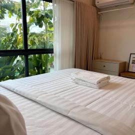 2 Bed & 2 Bath Suite, 2nd floor, hotel in Ban Bang Toei (1)