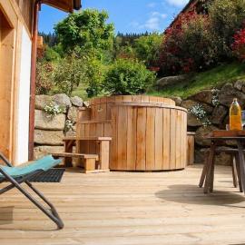 Chalet de Capucine avec jacuzzi et magnifique vue, hotel di Combloux