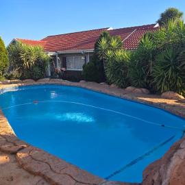 GerSan Oasis, hotel in Nigel