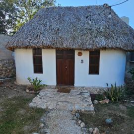 Cabañas Los Gallitos Ecolodge 3, hotell i Sacalum