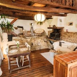 Le Rocher gîte de caractère pour 2 à 5 personnes